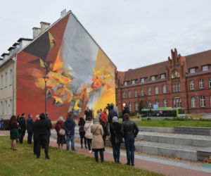 Nowy mural w centrum miasta jest już gotowy