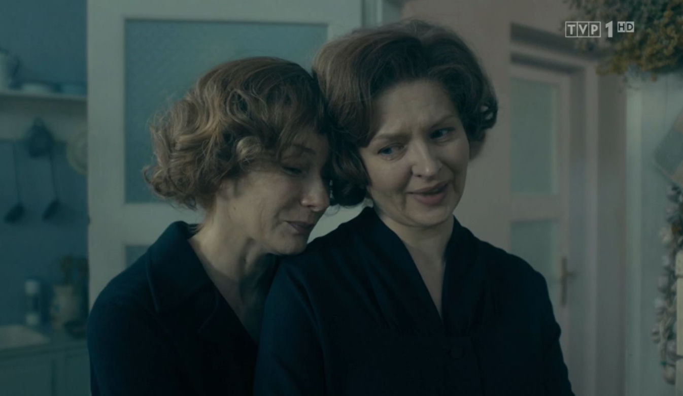 Stulecie Winnych 4, odc. 46: Ania (Urszula Grabowska), Mania (Magdalena Walach)