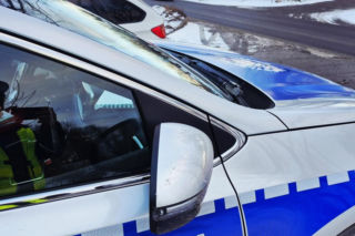 Pędził przez miejscowość, na podwójnym gazie. Zastopowali go policjanci z Góry