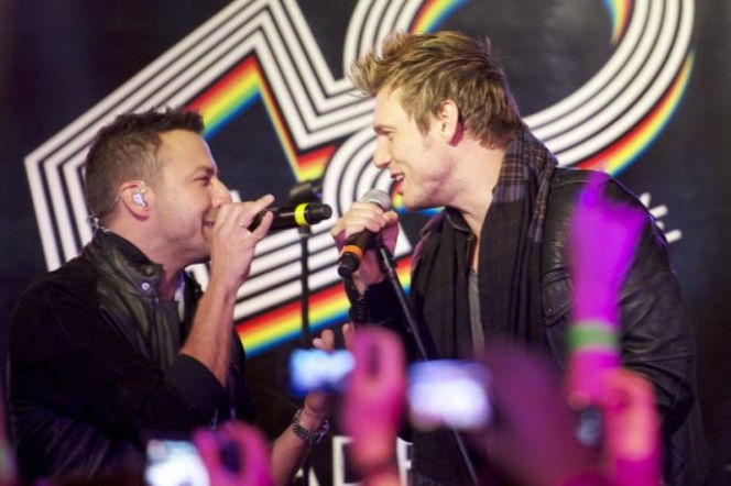 Nick Carter, Howie Dorough