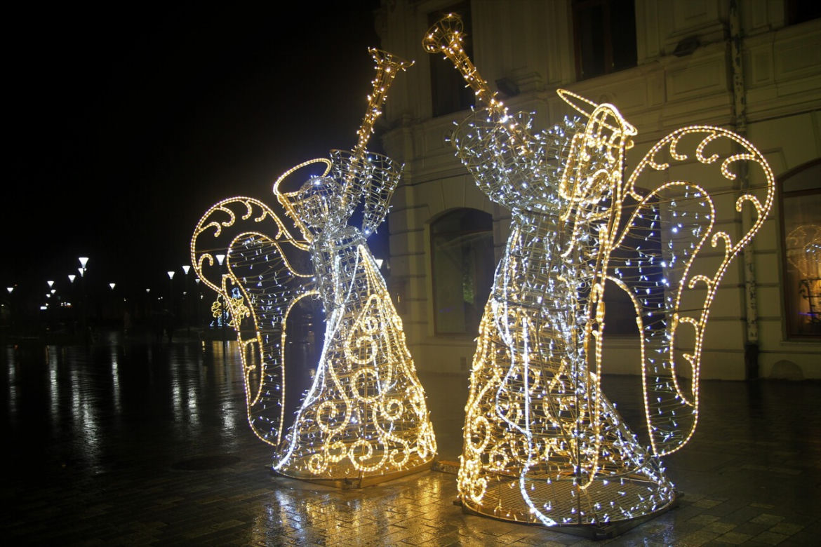 Lublin gotowy na święta! Świąteczne iluminacje już zdobią centrum miasta