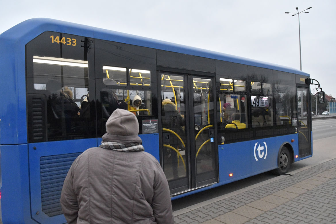 Likwidują połączenie ze światem
