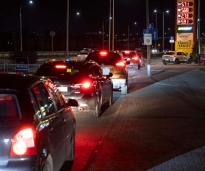 Panika we Wrocławiu. Stacje benzynowe oblężone