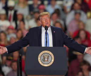 Trump nagle zaczął mówić o pupie! Nie krył zachwytu