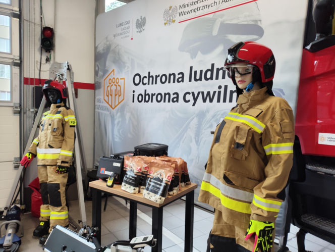Strażacy z województwa otrzymali środki na ochronę ludności i obronę cywilną. Jeszcze więcej niż przed rokiem