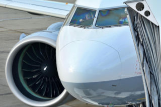 Linia lotnicza nagle znika z rynku. Pasażerowie zostali z biletami i bez lotów