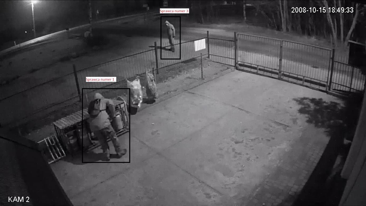 Poranne włamanie do sklepu koło Torunia. Rozpoznajesz sprawców? Powiadom policję