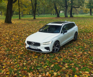 Volvo V60 T8 Twin Engine AWD R-Design AT8