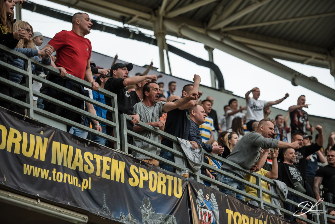 Powrót kibiców na Motoarenę. Tak fani przeżywali mecz Apatora Toruń z Włókniarzem Częstochowa