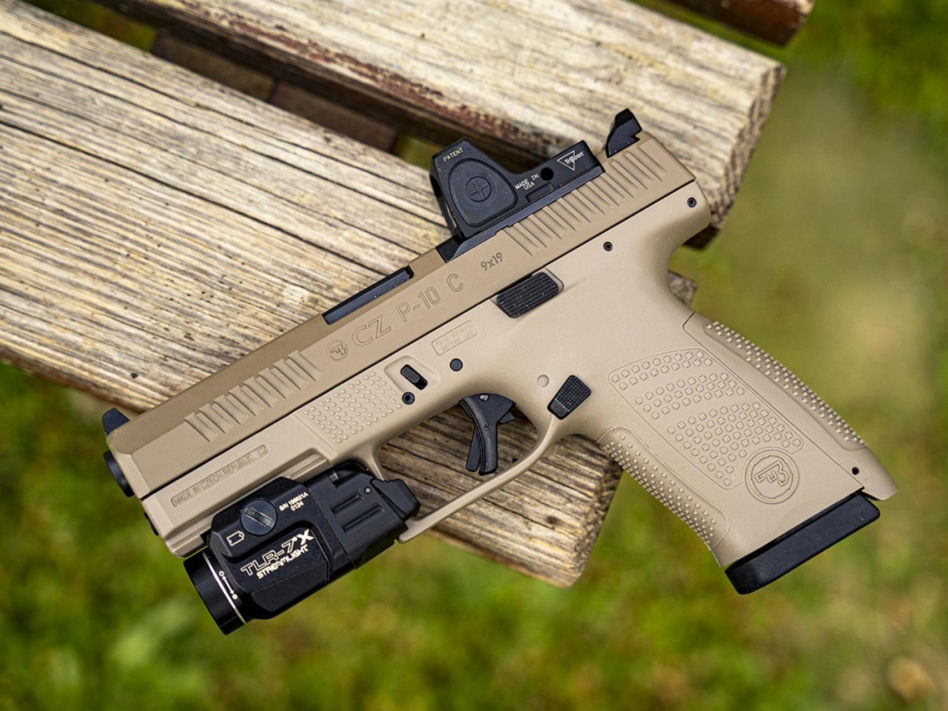 Pistolet P-10C