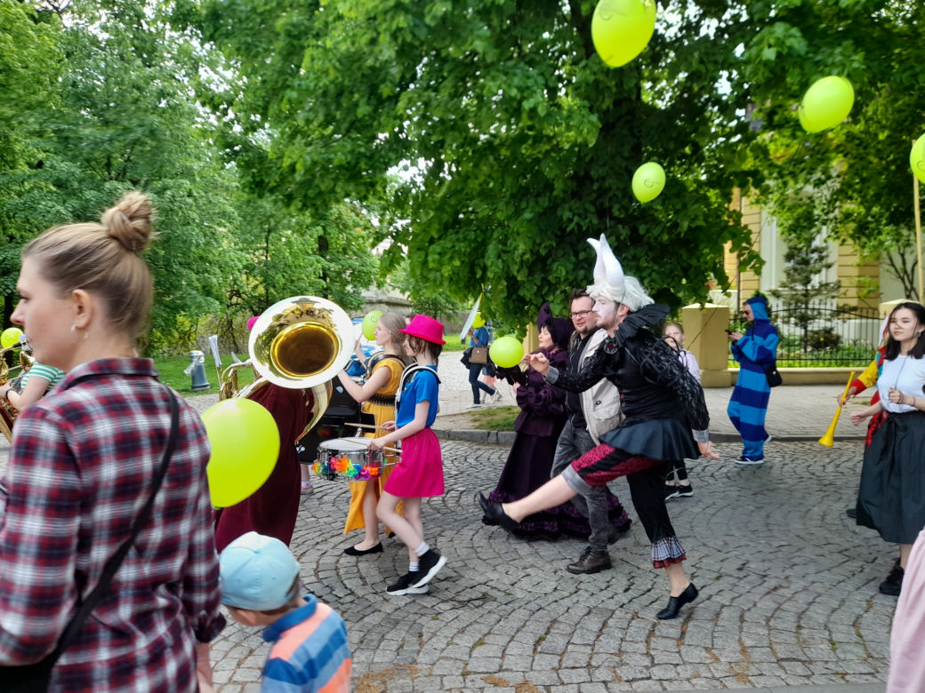 Wszyscy jesteśmy dziwni. Kolorowa parada dziwolągów przeszła przez Rzeszów