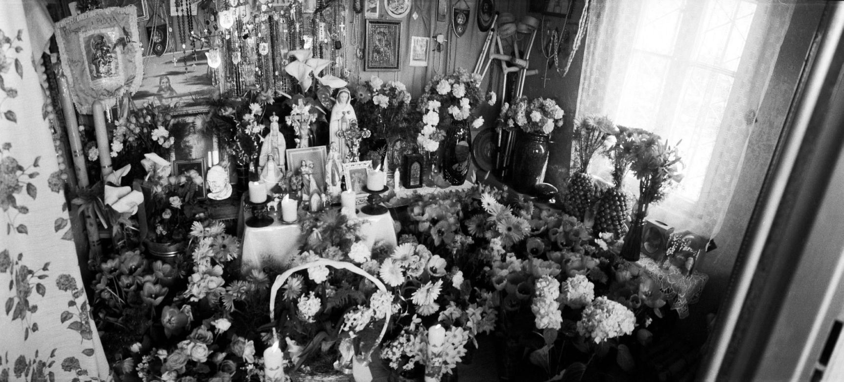 Ujrzał Matkę Boską w ogrodowej altance. Historia Cudu w Oławie