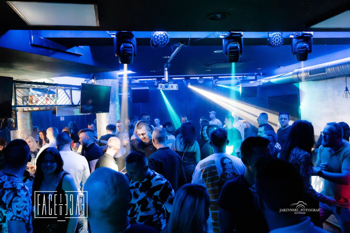 Face to Face w Rybniku. Urodziny szefa w stylu Retro Party