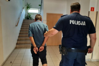 Udawał swojego bliźniaka, by uniknąć odsiadki. Nietypowa sprawa z Pragi-Północ