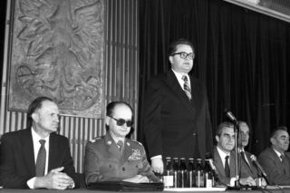 Quiz - historia PRL-u. Młodzież nie ma szans!