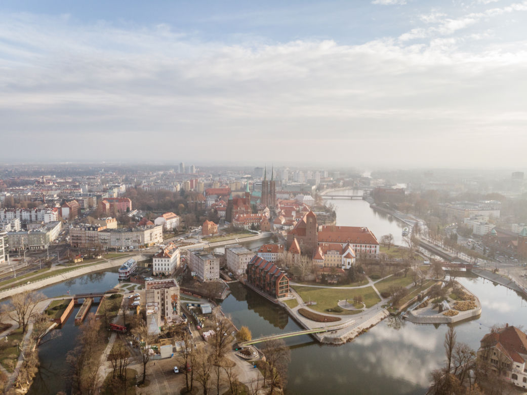 Kamienica na Wyspie Słodowej w przebudowie