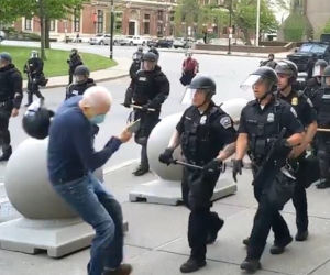 Policjanci poturbowali 75-latka