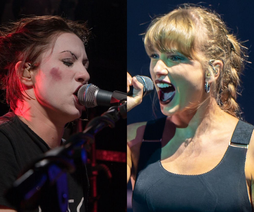Amanda Palmer i Taylor Swift śpiewają do mikrofonów. O walce artystek o prawa do twórczości przeczytasz na EskaRock.