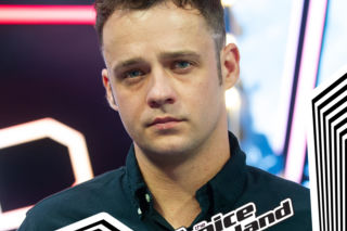 Michał Cywiński - kim jest uczestnik The Voice of Poland 11? To on zaśpiewał Luźno i dał czadu