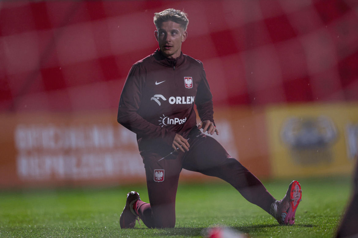 Robert Lewandowski i inni kadrowicze na treningu reprezentacji Polski
