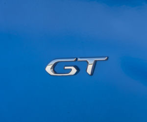 Peugeot e-2008 GT 136 KM