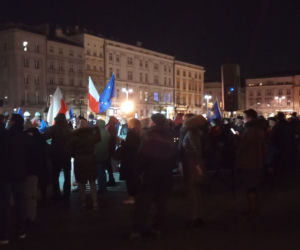 Krakownianie manifestowali w obronie sędziów i praworządności