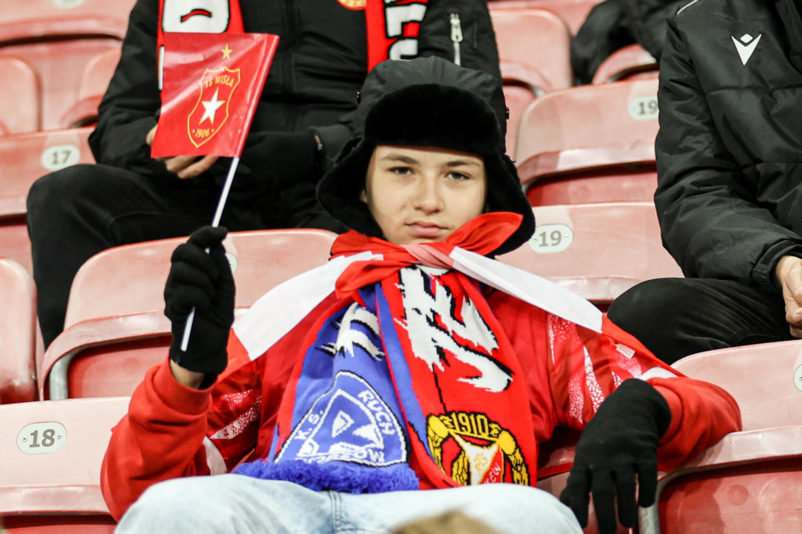Widzew Łódź - Wisła Kraków; Zdjęcia kibiców i zawodników z meczu 11. kolejki PKO BP Ekstraklasy 2026/27