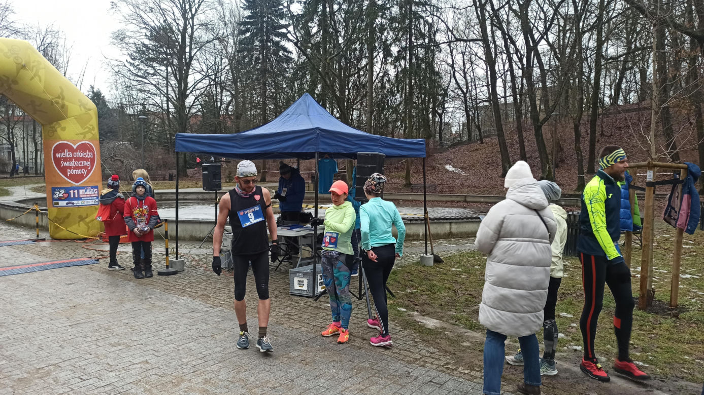WOŚP w Olsztynie. W Galerii Warmińskiej odbyły się koncerty, pokazy wokalne i inscenizacje walk [ZDJĘCIA]