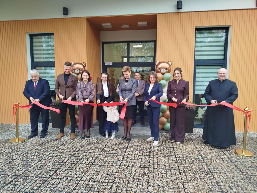 Otwarcie Żłobka w Mokobodach i pasowanie na żłobkowicza