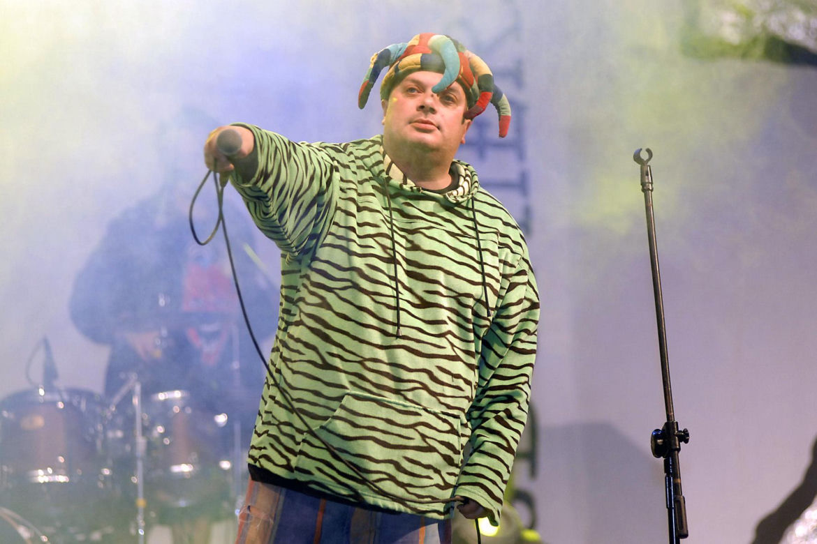 Krzysztof Skiba i jego wizerunek na przestrzeni lat. Tak zmieniał się lider Big Cyca