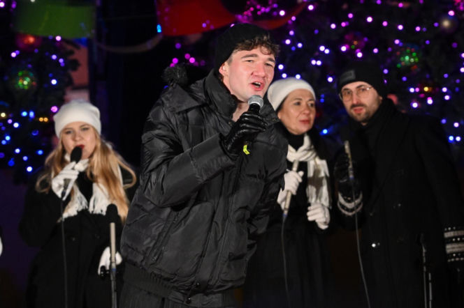 Uruchomienie świątecznej iluminacji w Warszawie