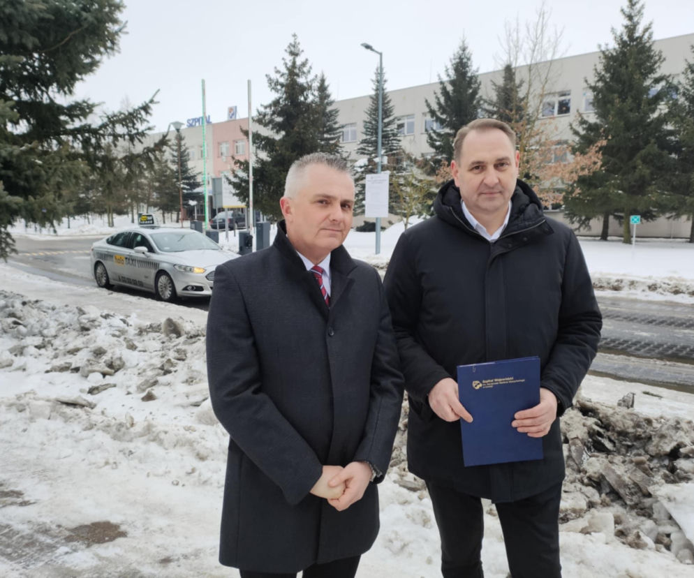 Zmiany na szpitalnym parkingu w Łomży