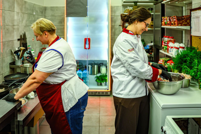 "Pierwsza Polka" - „Bistro w Towarzystwie”