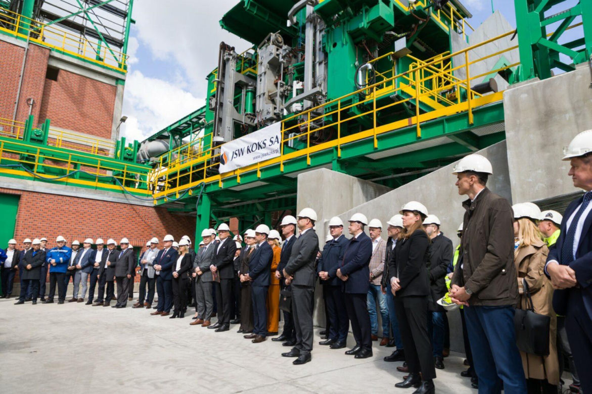 Koksownia Przyjaźń w Dąbrowie Górniczej uruchamia najnowocześniejszą baterię koksowniczą