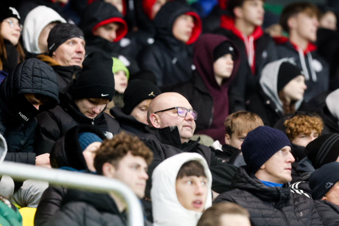 Kibice GKS Katowice dopingowali piłkarzy w meczu z Pogonią