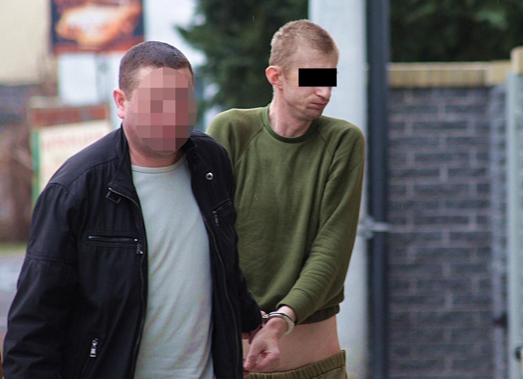 W furii przebił Kaśce serce nożem. Wściekł się, bo zrobiła mu kanapki z czerstwym chlebem