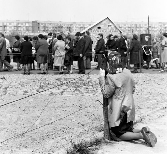 Ujrzał Matkę Boską w ogrodowej altance. Historia Cudu w Oławie