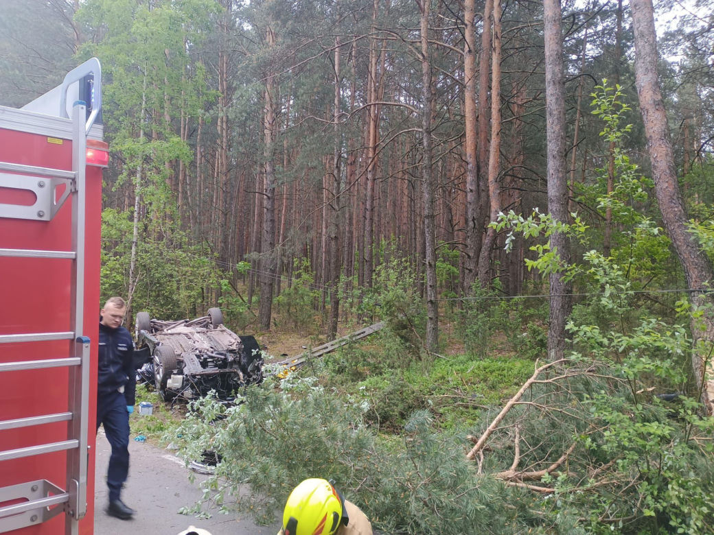 Tragiczny wypadek w Zabielu. Dwie osoby nie żyją
