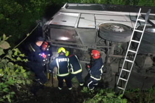 Wypadek autobusu w drodze z Ukrainy do Wrocławia. 17 osób rannych, poważne obrażenia!