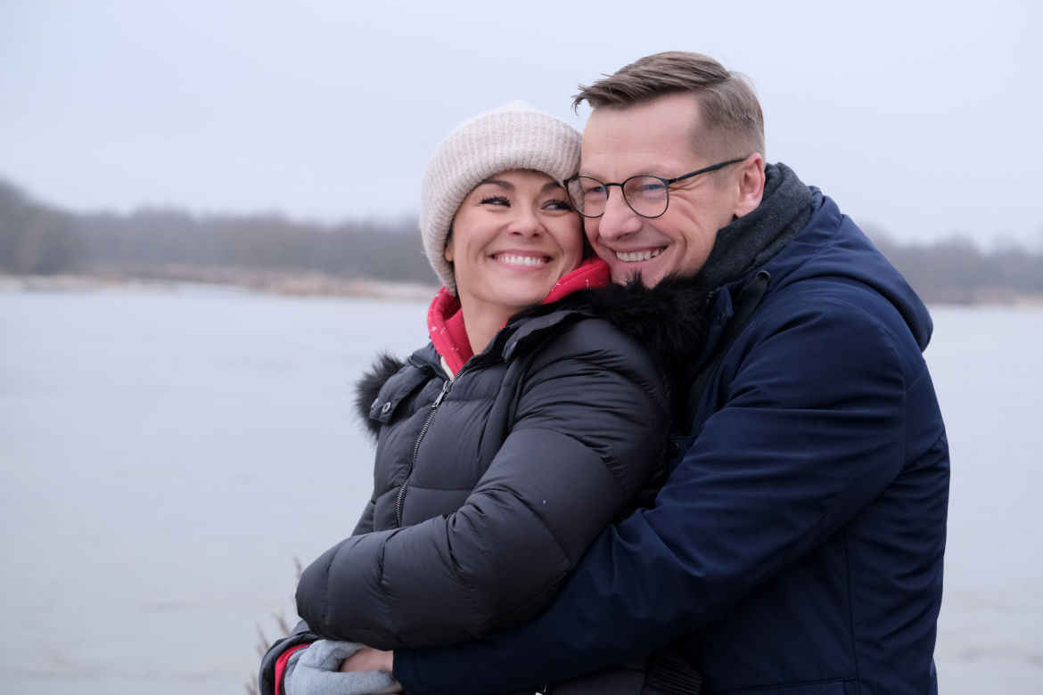 M jak miłość odc. 1736 po wakacjach. Kinga (Katarzyna Cichopek), Piotrek (Marcin Mroczek)