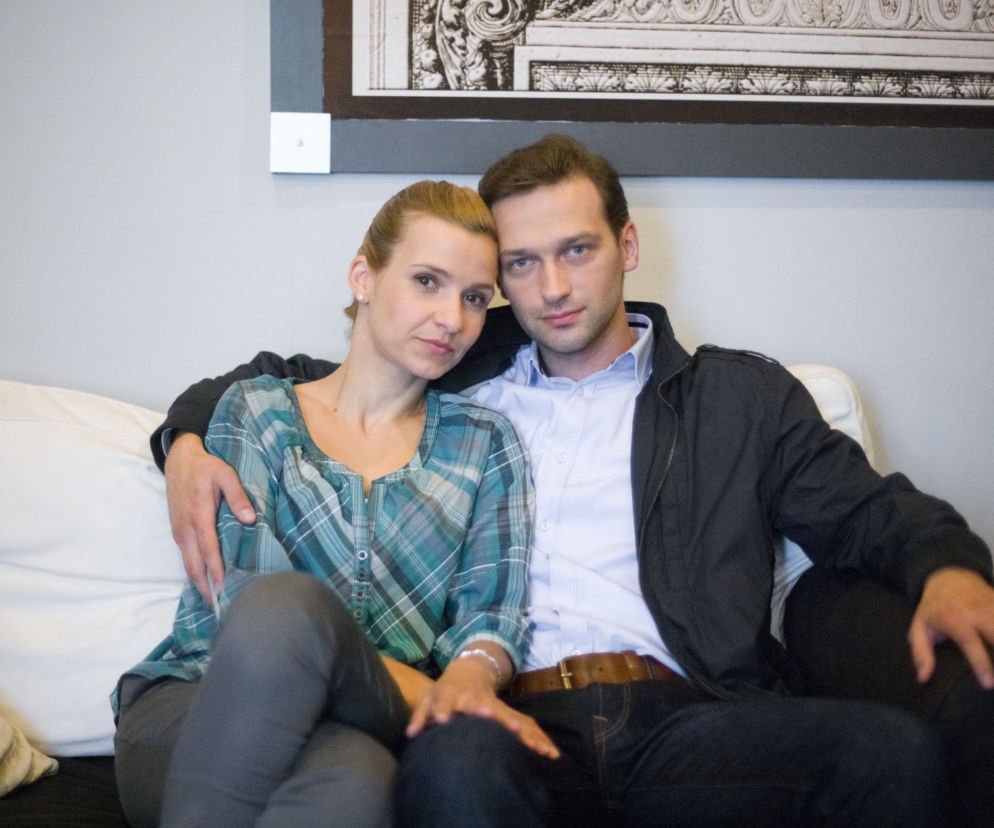 HOTEL 52, 6 sezon, odc. 72. Diana (Joanna Koroniewska) i ksiądz Bartek (Marcin Stec)