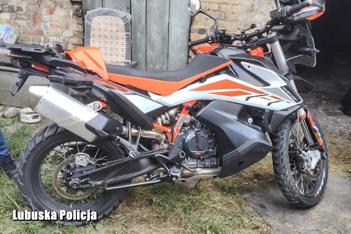 Sulęcińscy policjanci odzyskali skradzione motocykle