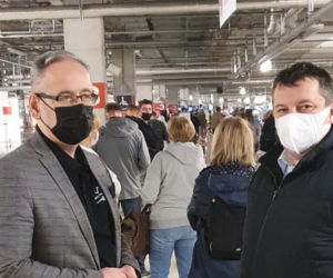 Minister Zdrowia Adam Niedzielski zaszczepił się na Narodowym