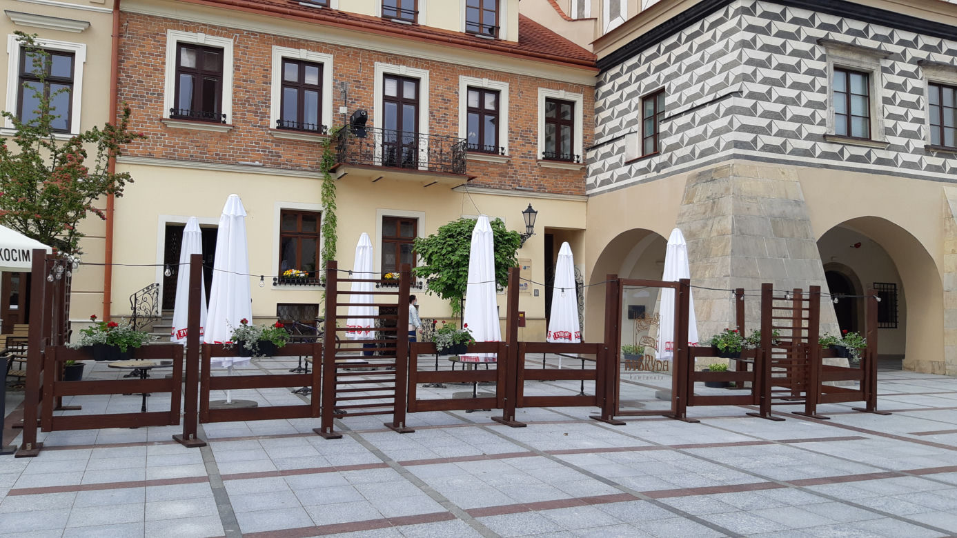 Ogródki kawiarniane na tarnowskim Rynku otwarte!