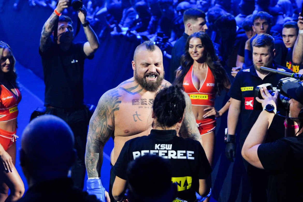 Mariusz Pudzianowski vs Eddie Hall