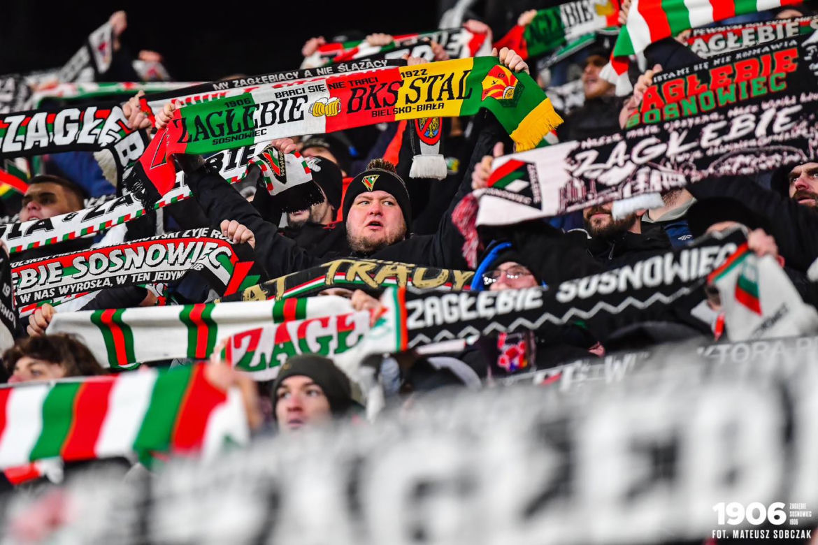 Kibice na meczu Zagłębie Sosnowiec - GKS Katowice