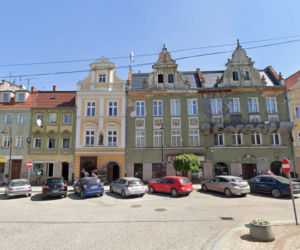 To jedno z najpiękniejszych miast na Dolnym Śląsku. Leży na skale i zachwyca widokami!