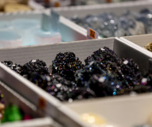 Giełda minerałów w Spodku przyciągnęła tłumy! GeoExpo ekspozycję wspaniałych cudeniek