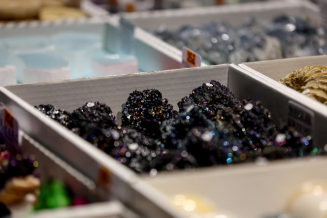 Giełda minerałów w Spodku przyciągnęła tłumy! GeoExpo ekspozycję wspaniałych cudeniek