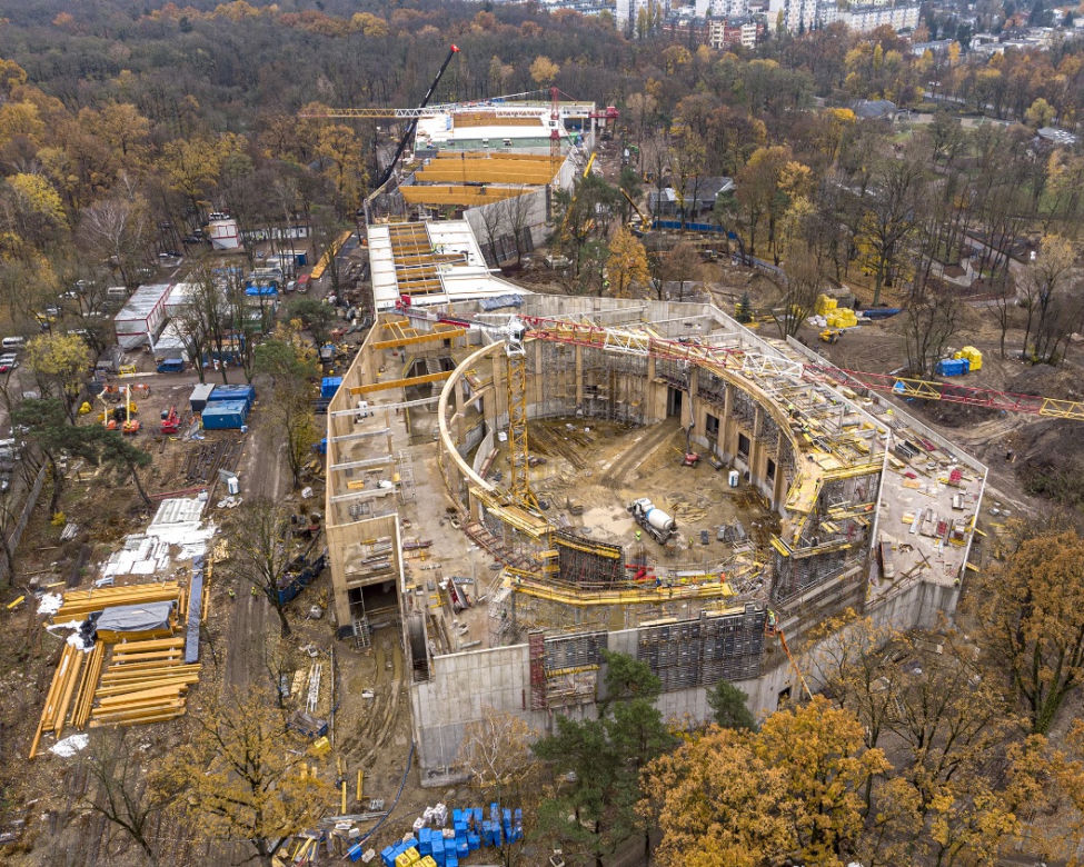 Praca nad budową Orientarium wre